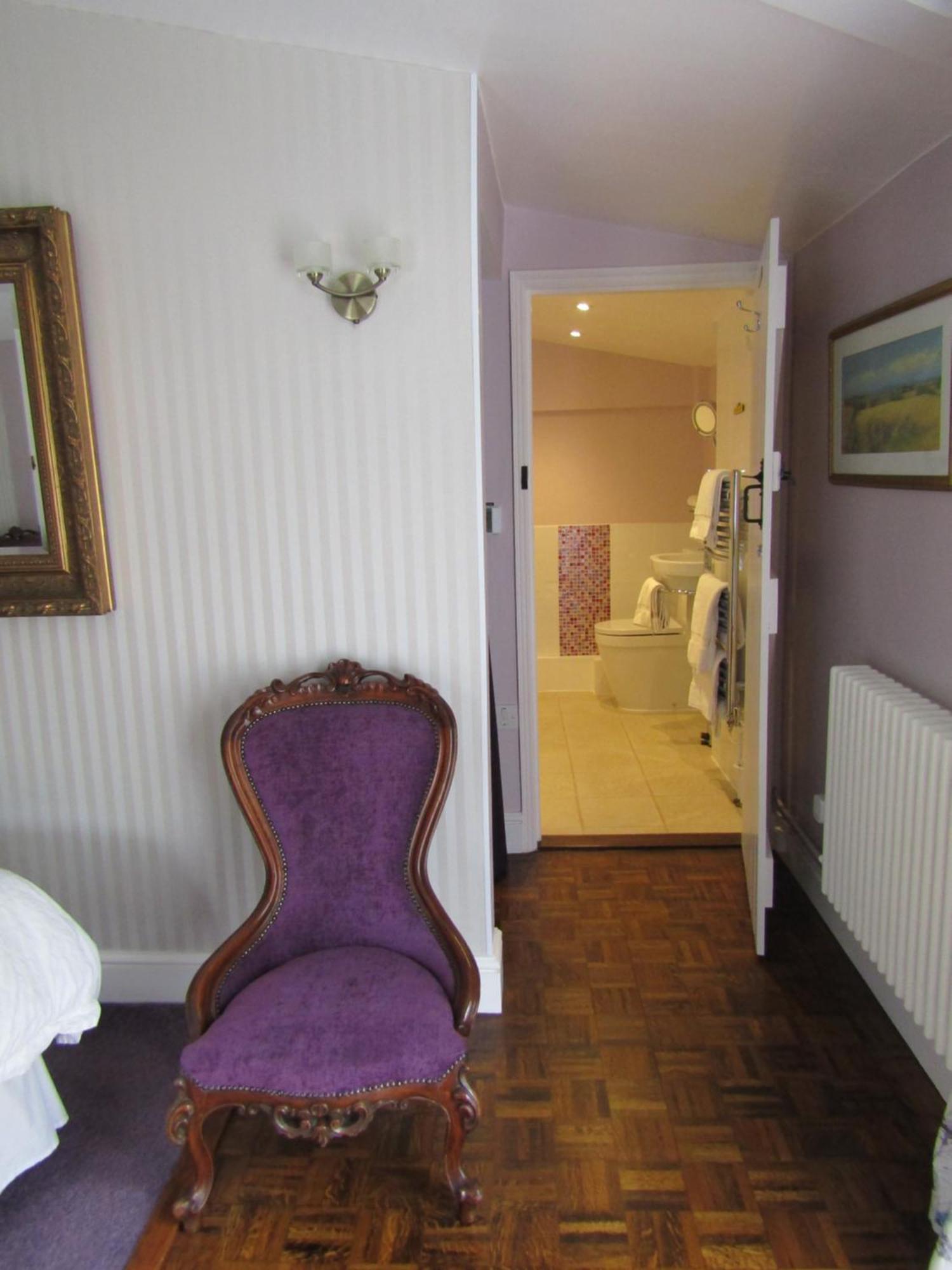Frogs Hall B&B Eye  Esterno foto